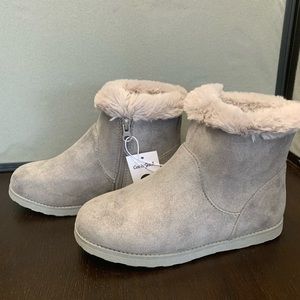 BrandNew Girls winter boots